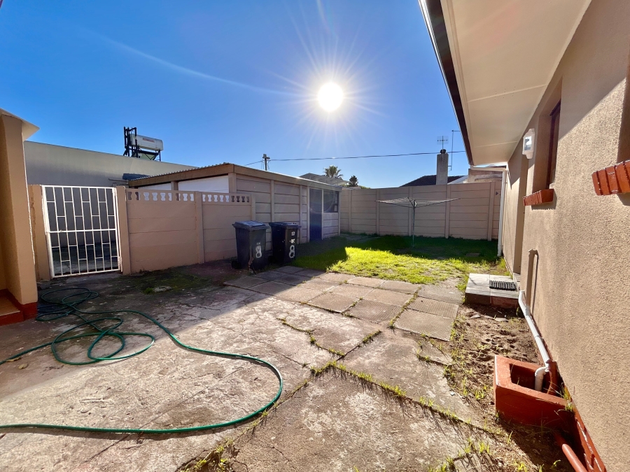 To Let 3 Bedroom Property for Rent in Ottery Western Cape